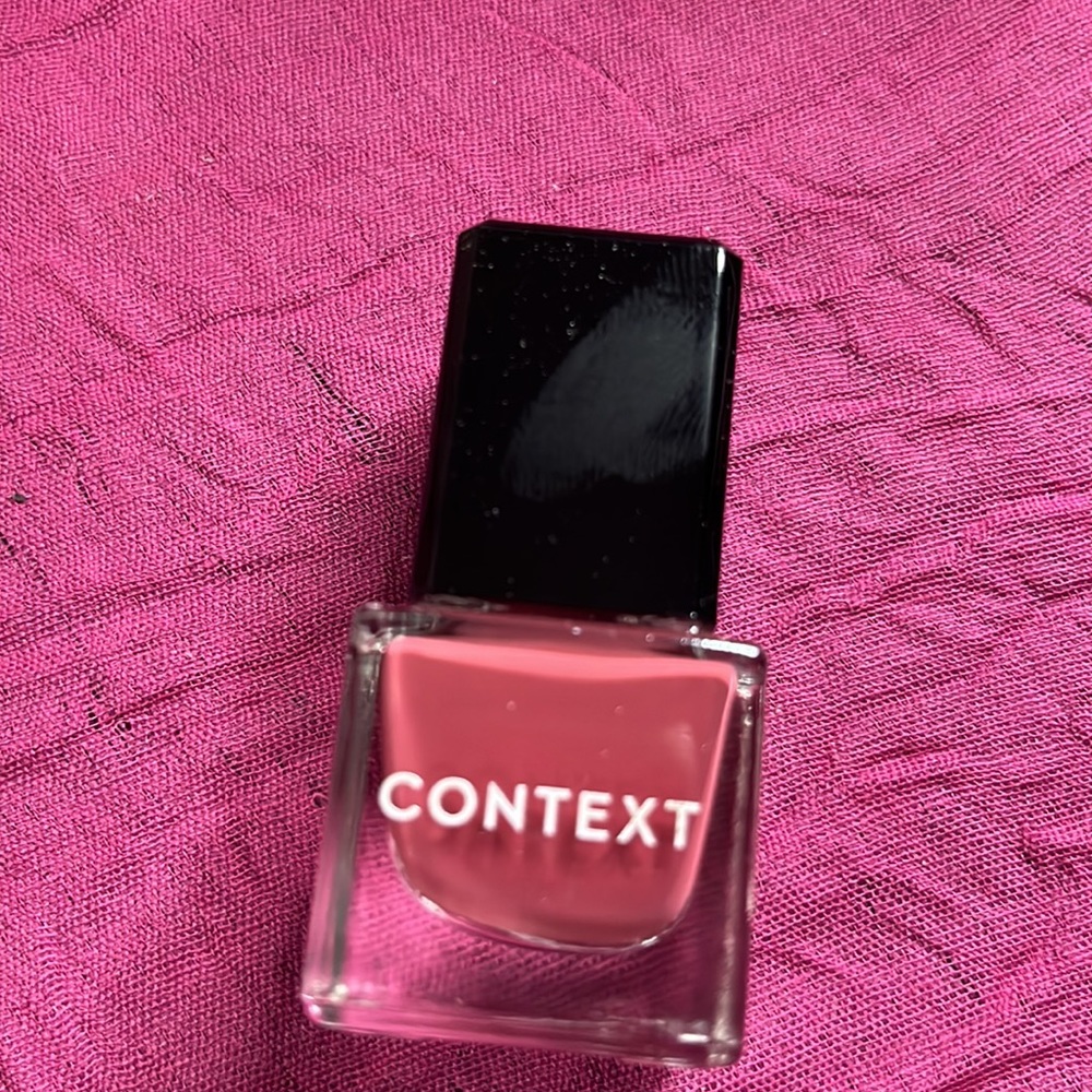 Context nail polish - Picture 2 of 3